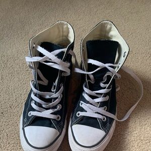 Black high top converse